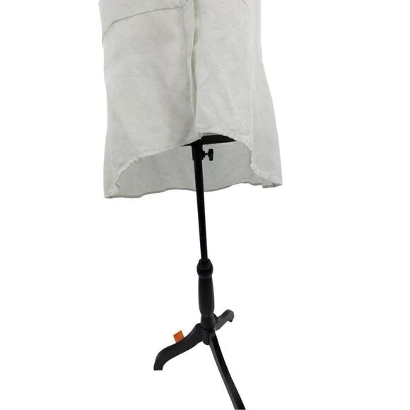 Worth   - Picture 12 of 14